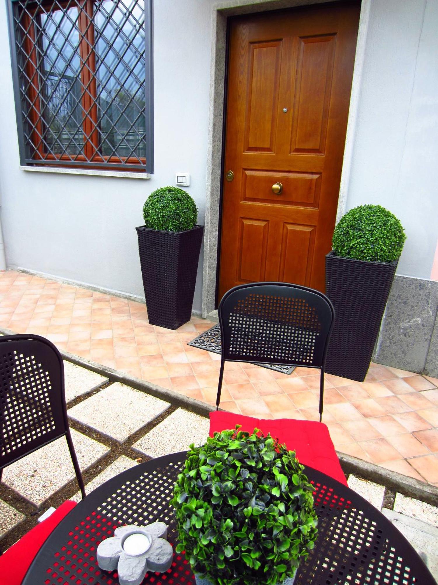Sleep And Fly Rome Airport Bed & Breakfast Fiumicino Bagian luar foto